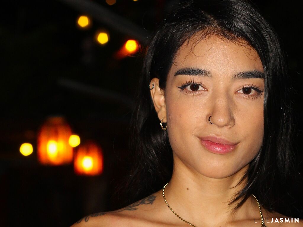 Live cam model AbbyJogia