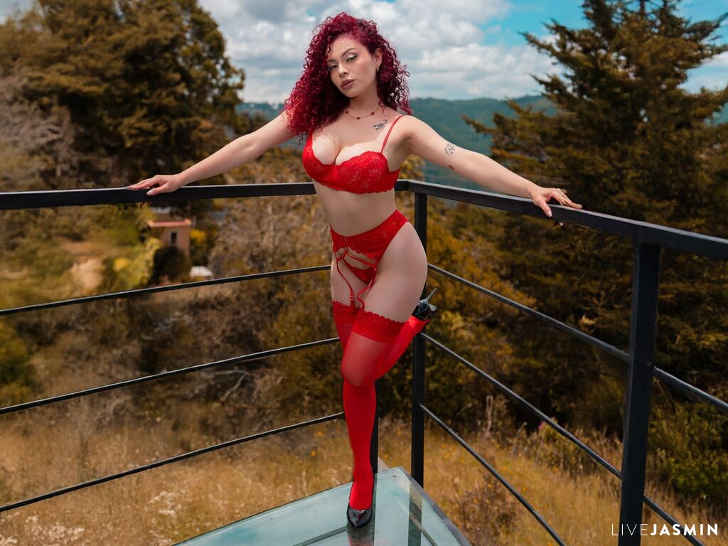 Live cam model AgathaCrawford