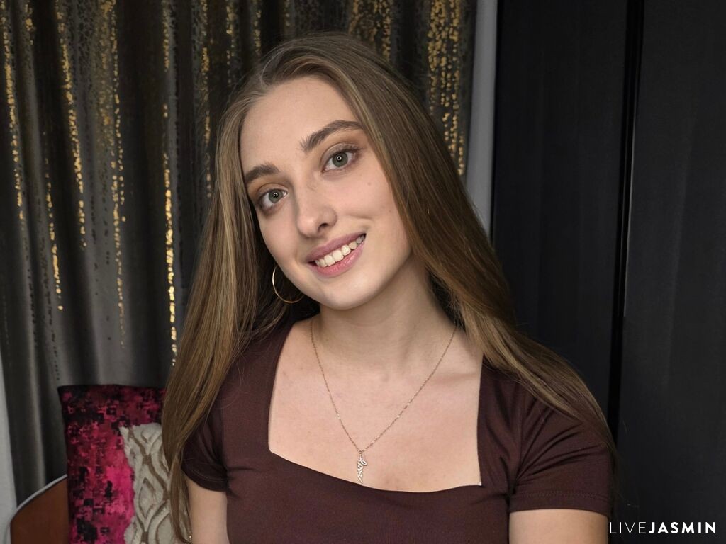 Live cam model AliceCutes