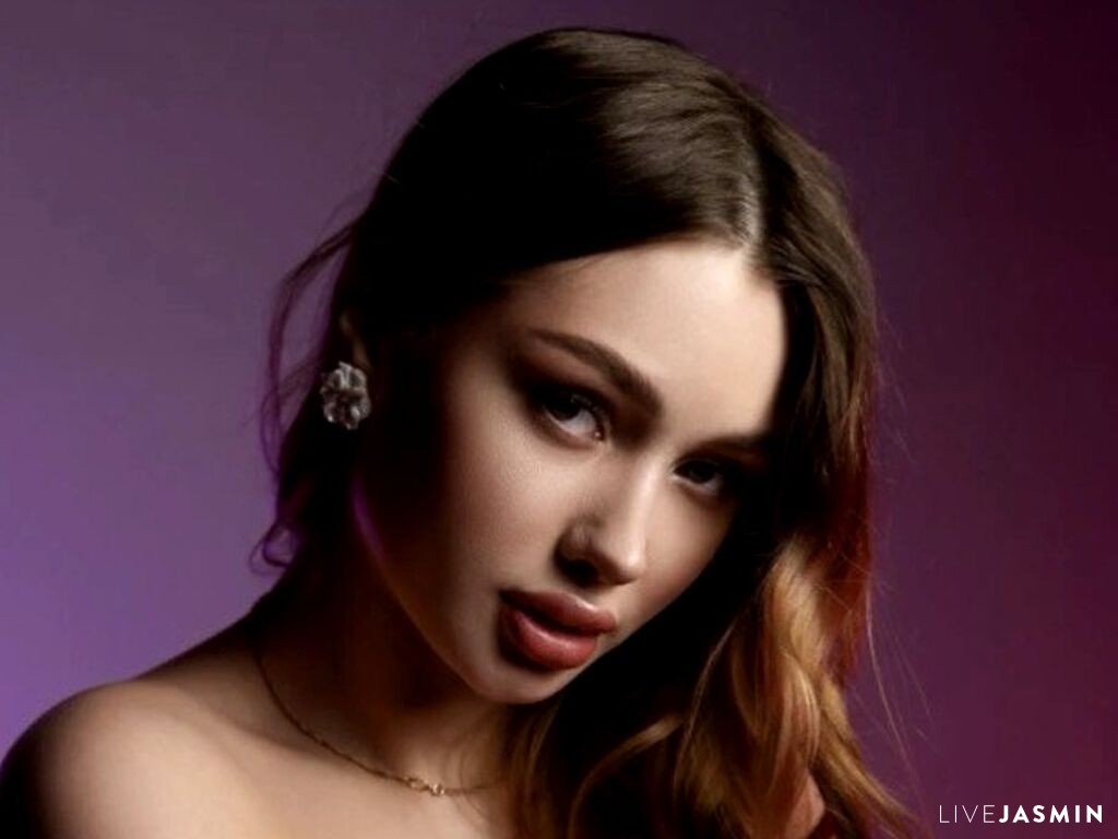 Live cam model AlisaVei