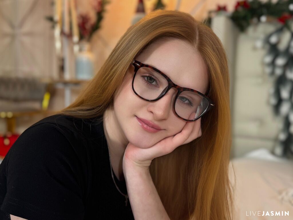 Live cam model AmandaWatts