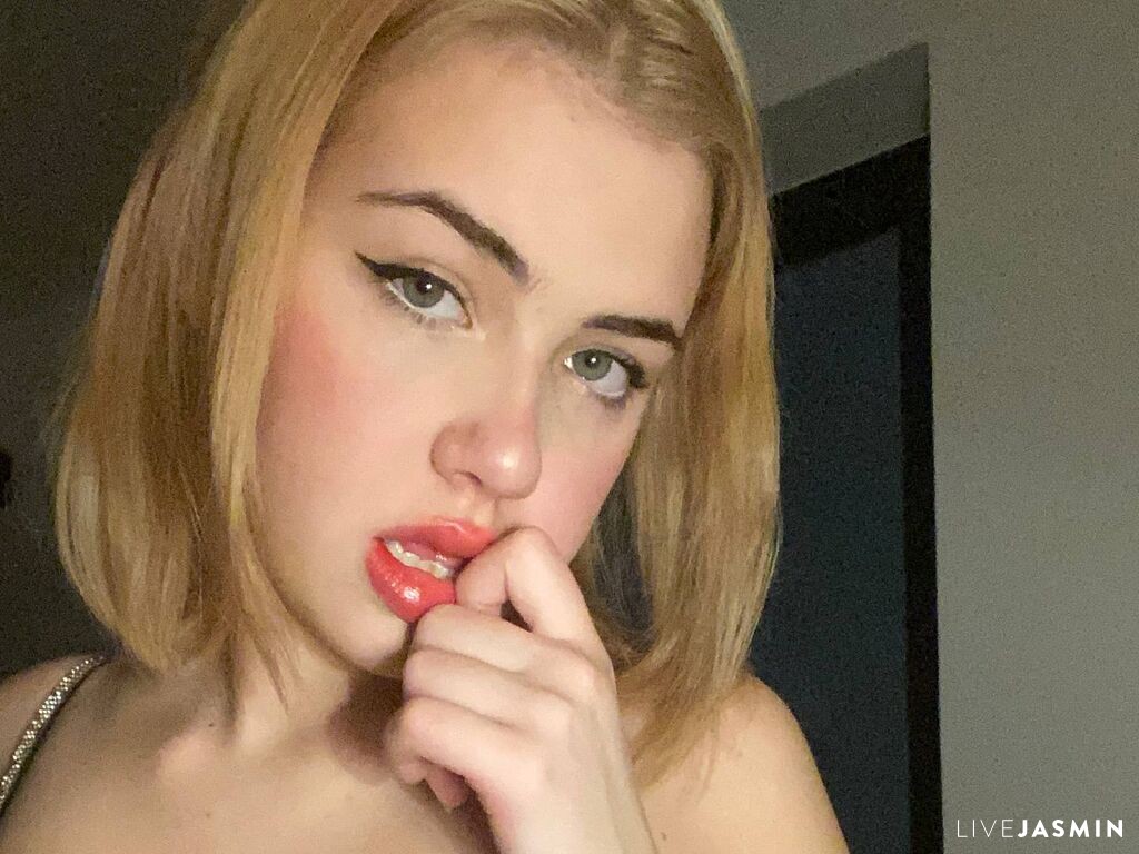 Live cam model AmyTorry