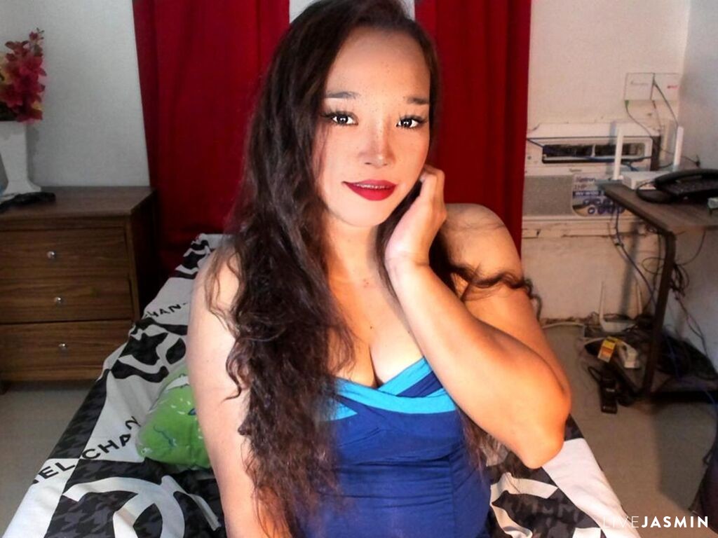 Live cam model AnnaDelphine