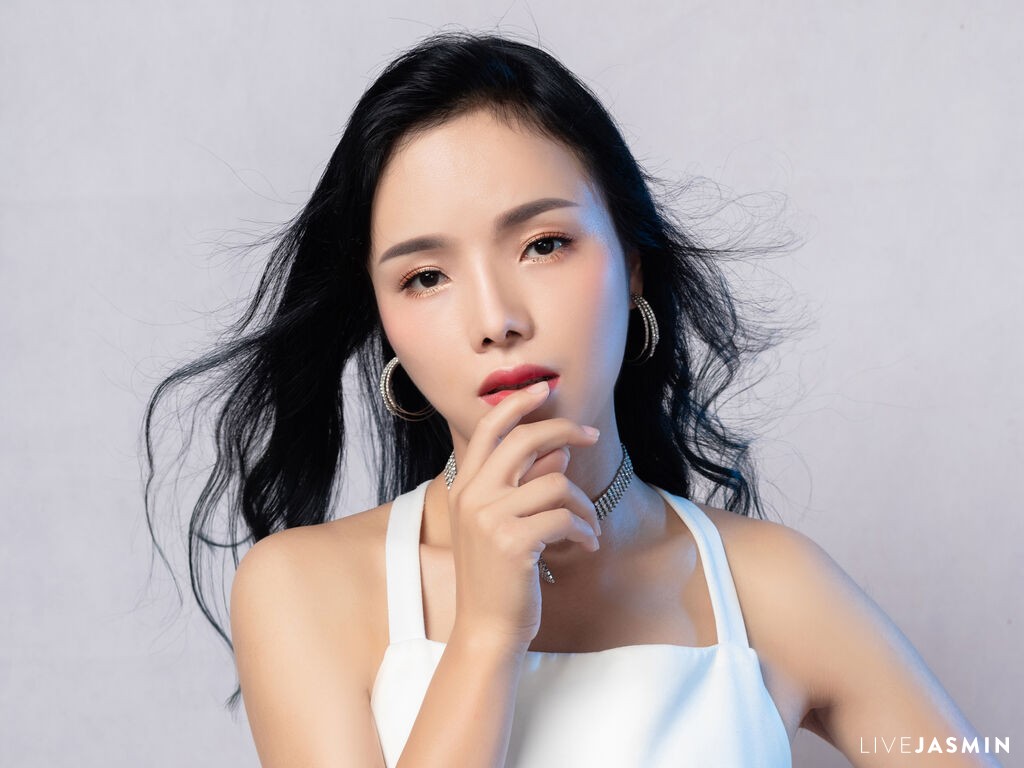 Live cam model AnneJiang