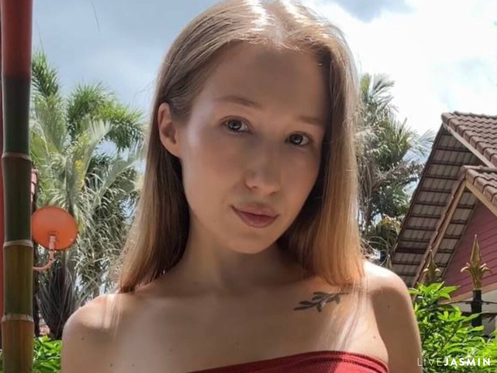 Live cam model AnnySolane