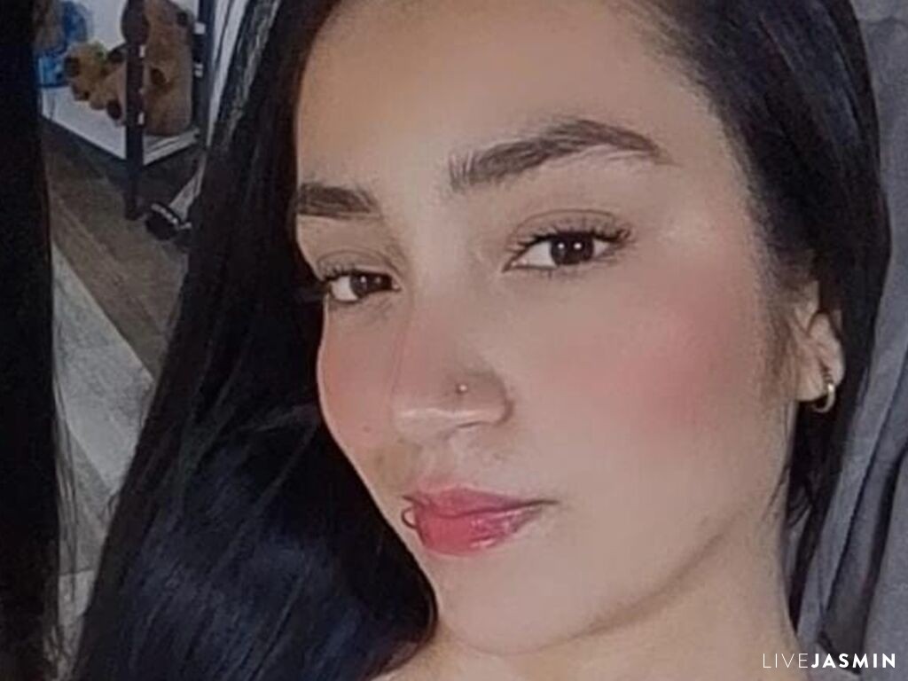 Live cam model AriahBlack