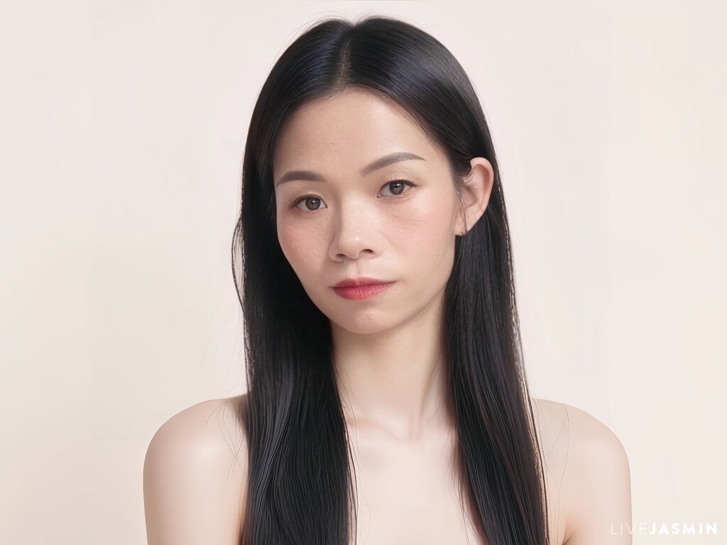 Live cam model ArianaHuiHui