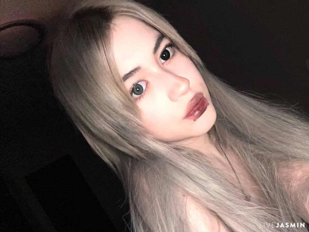 Live cam model AriannaDeare