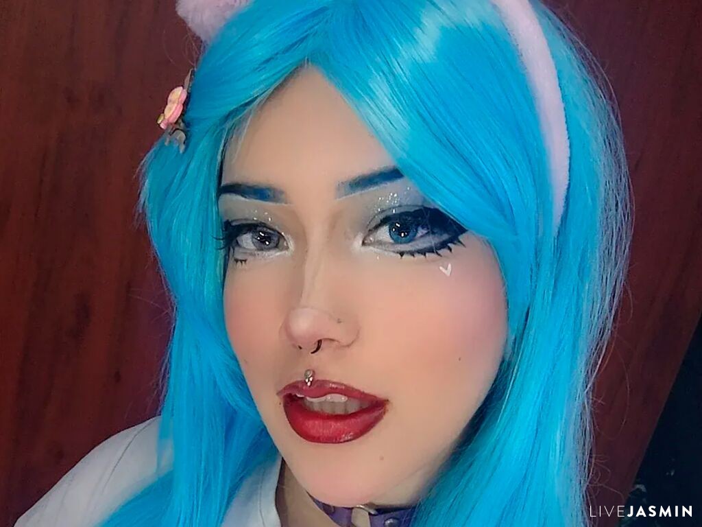 AuroraChan live cam girl profile