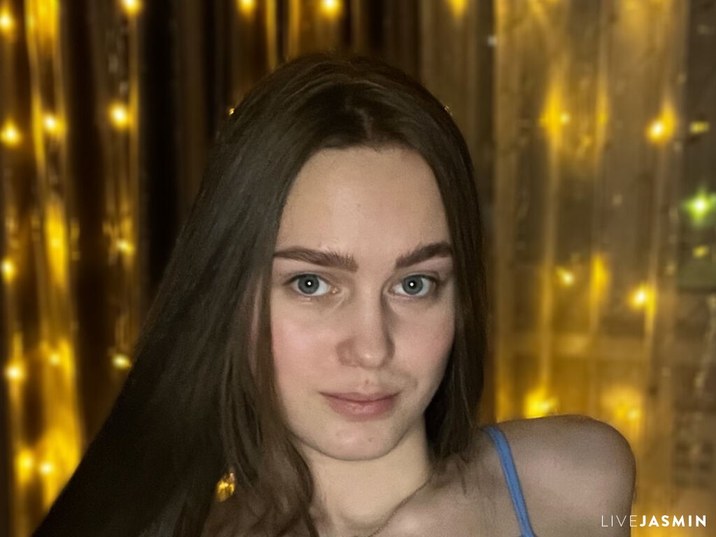 Live cam model BernardineCaiafa