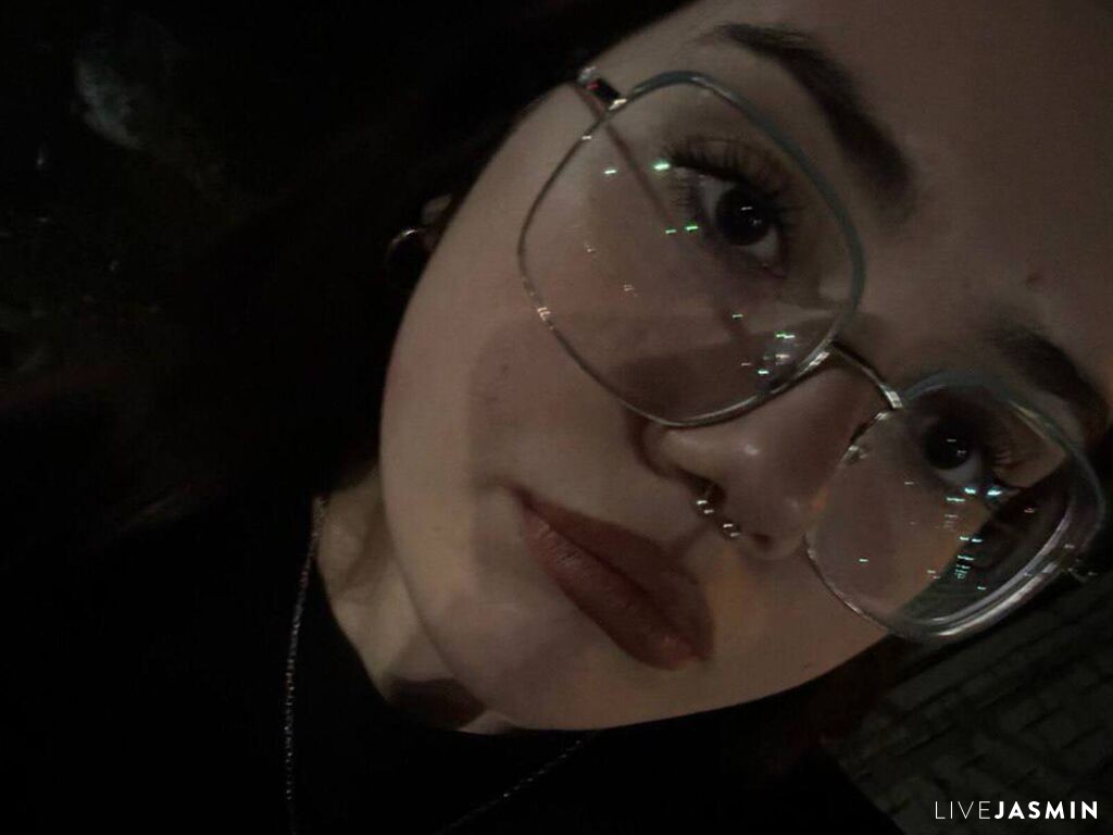 BettyWatkins live cam girl profile