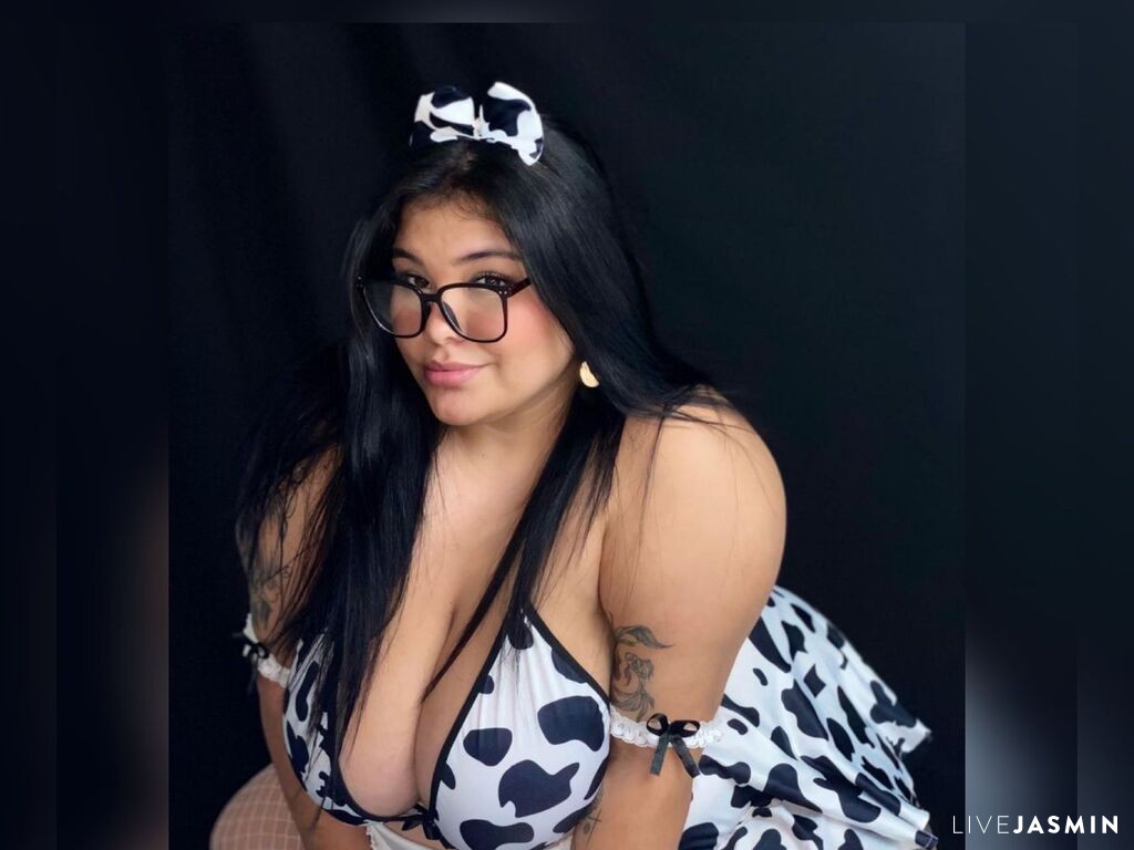 Live cam model CarolineSomers