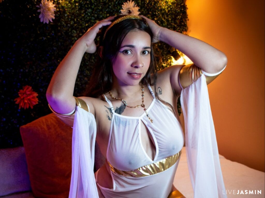 Profile photo for CataleyaAmaya