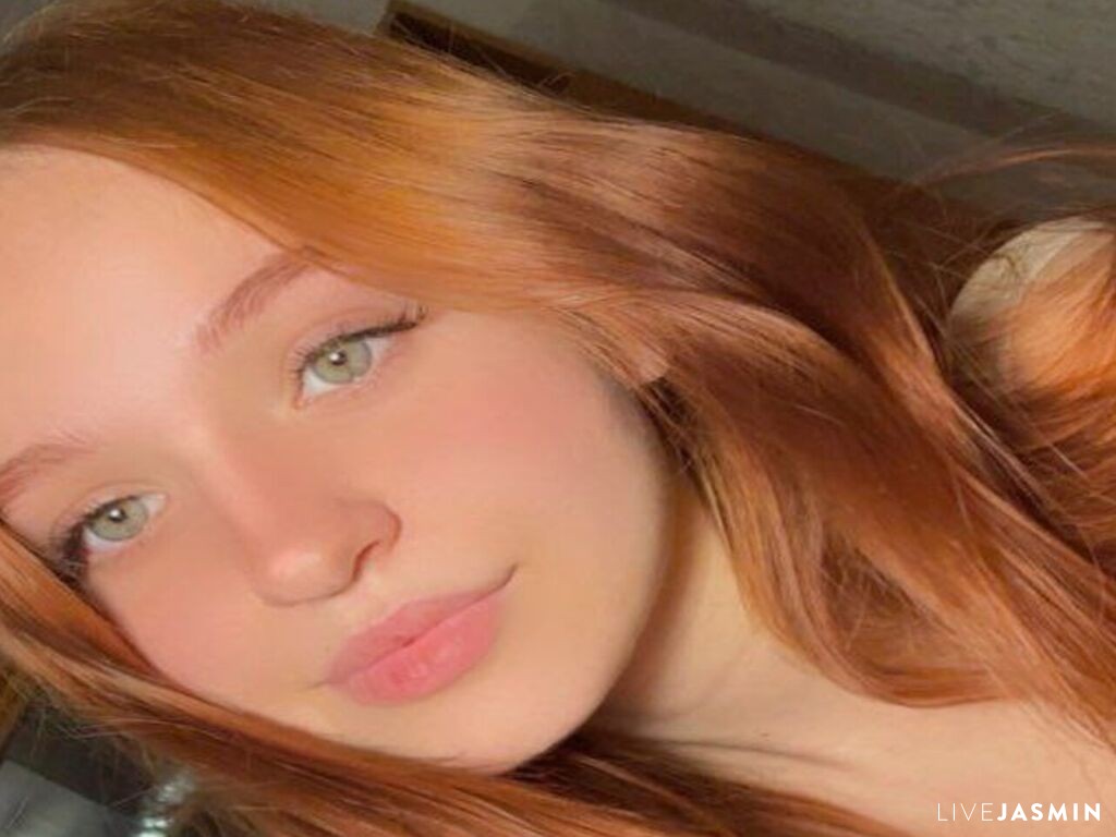 CatherynLeboeuf live cam girl profile