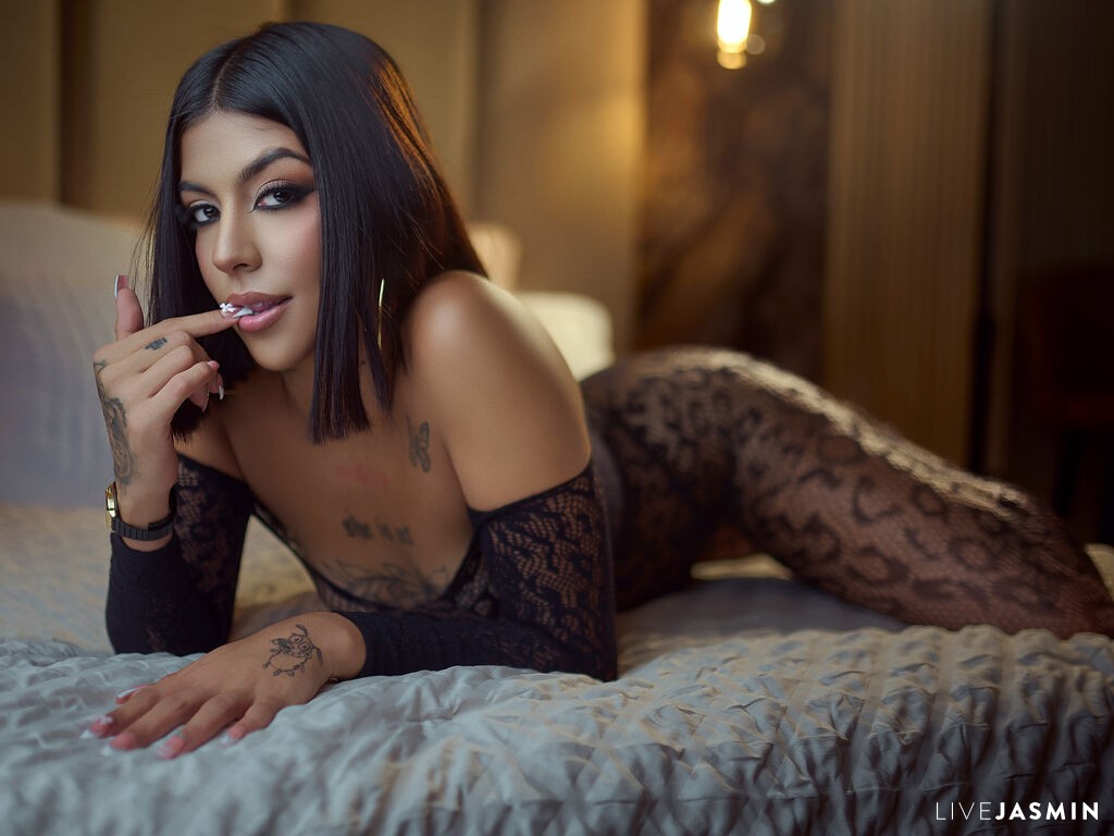 Live cam model CelesteBels