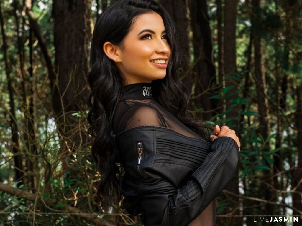 Live cam model CelestteVanegas