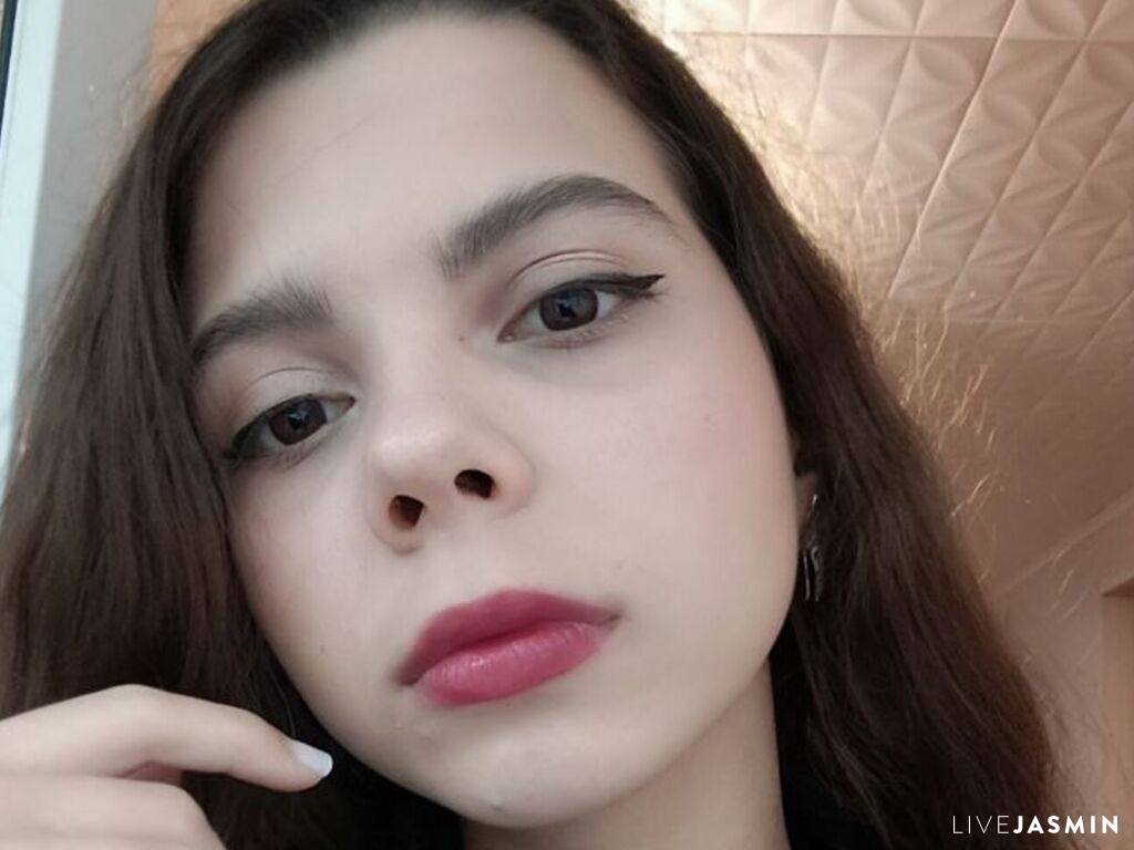 Live cam model CharaTappendorf