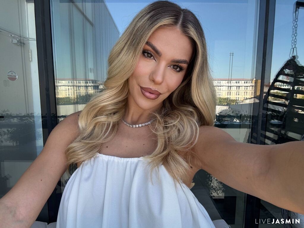 Profile photo for ChloeAmbre