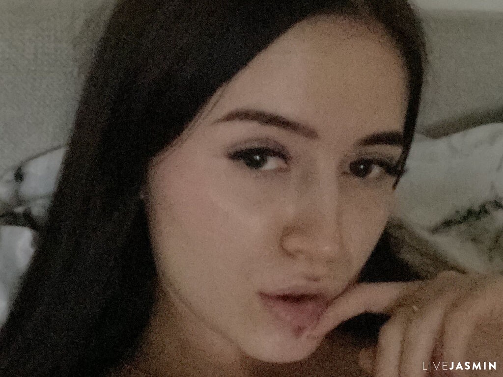 ChloeBolwman LiveJasmin model profile