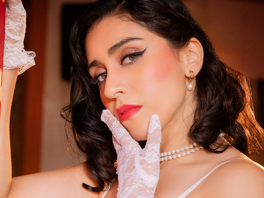 Profile photo for ClaraDuque