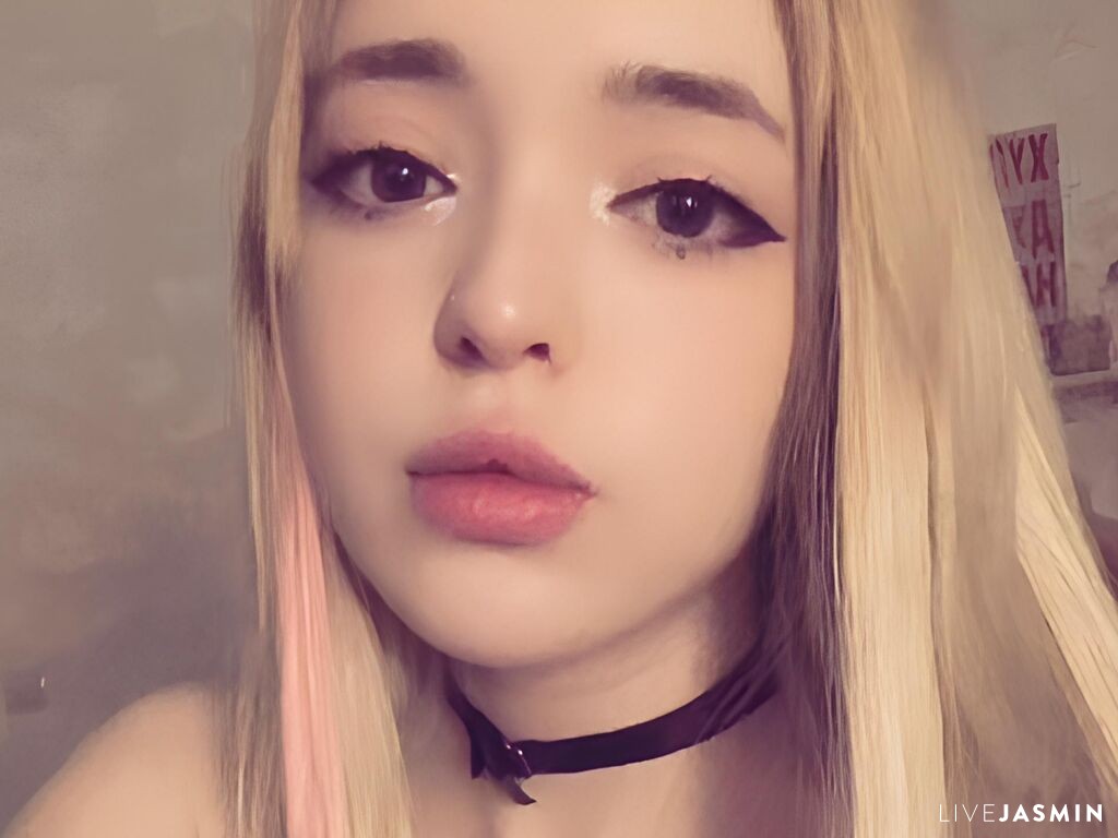 Browse ClaritaGostowski live chat profile