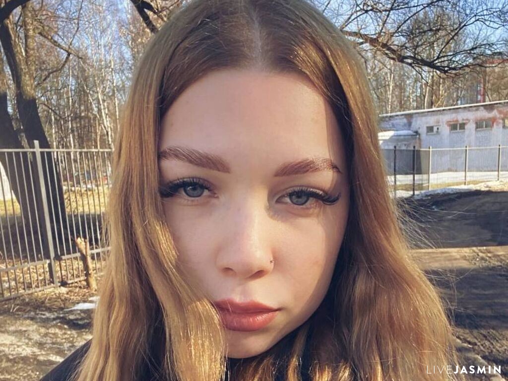 Live cam model ColletteSitzes