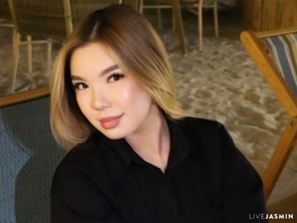Live cam model CordieMaceyak