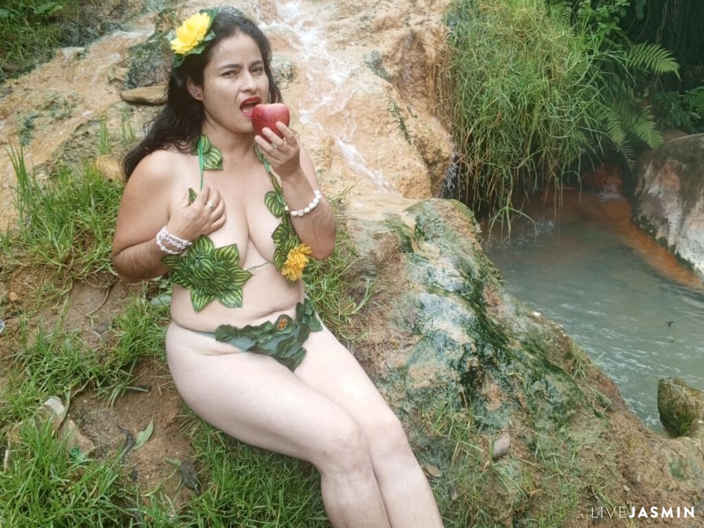 Live cam model CristalSamdler