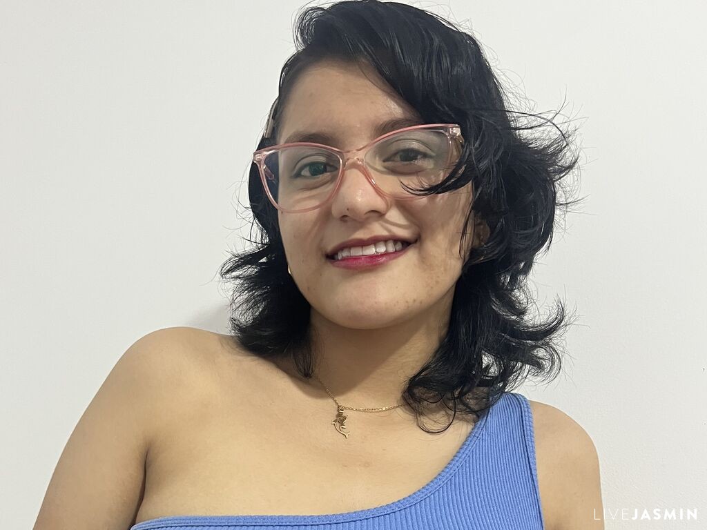 Live cam model DahianaRoa