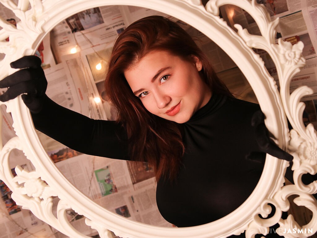 Browse DakotaCone live chat profile