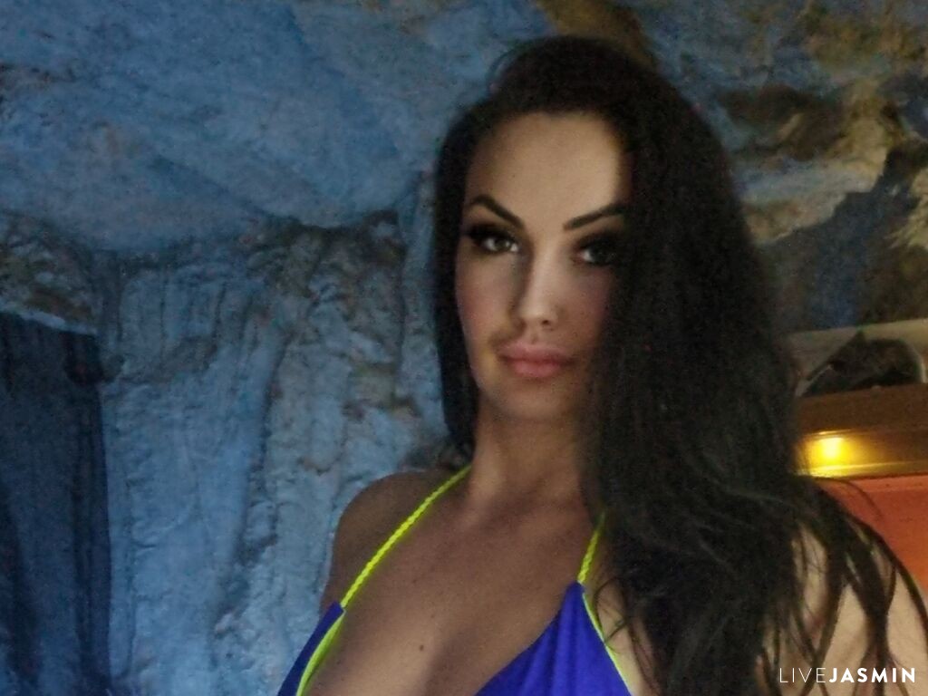 Live cam model DarkroseMamba
