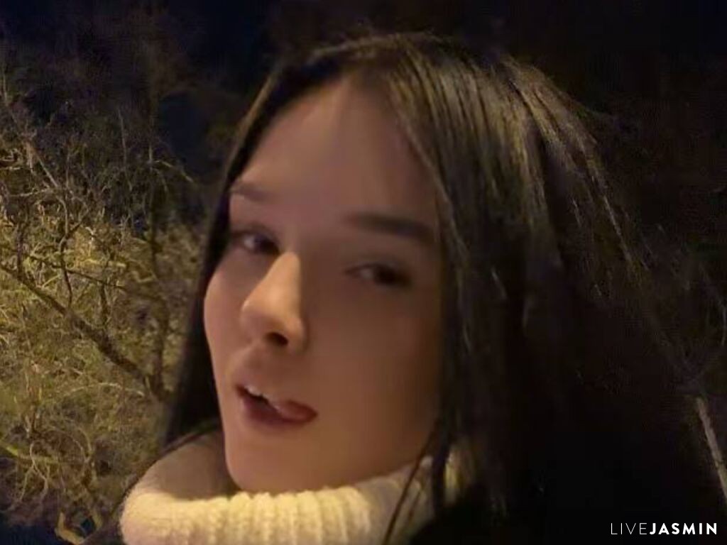 DavinaHislip LiveJasmin model profile