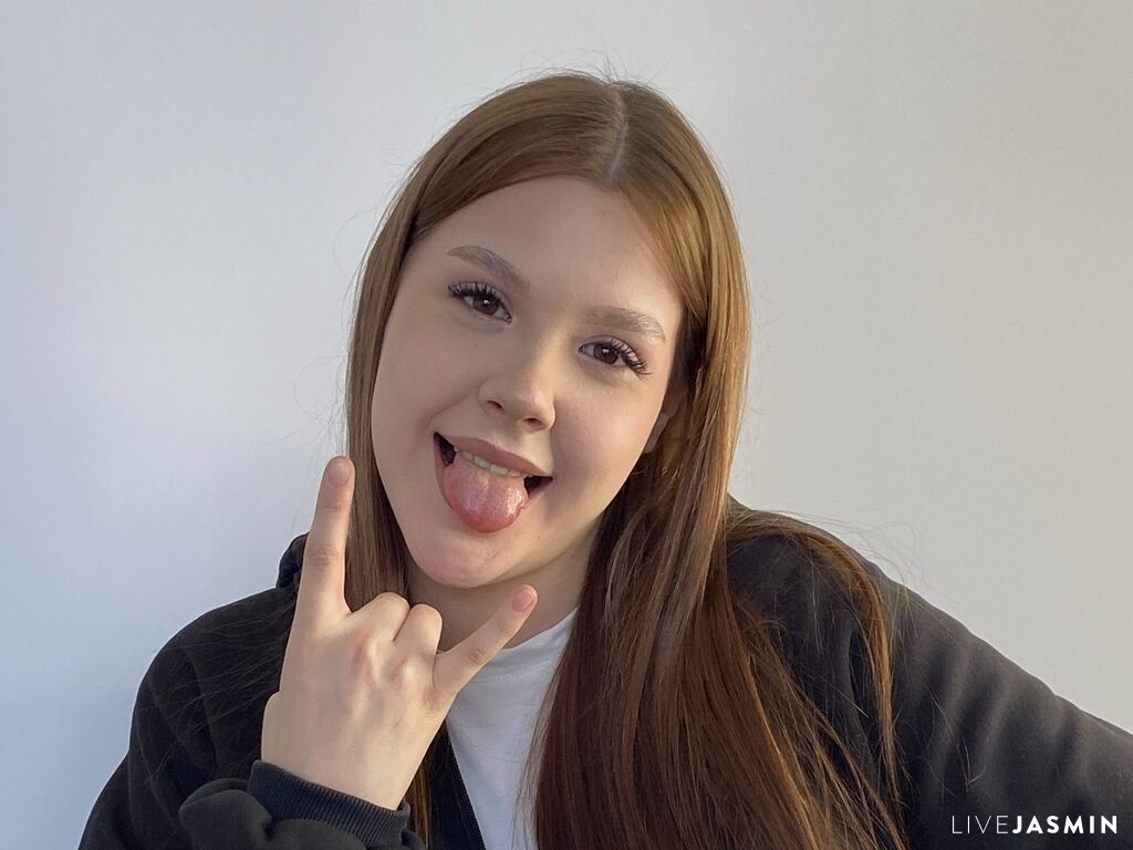 Live cam model DeloisProw
