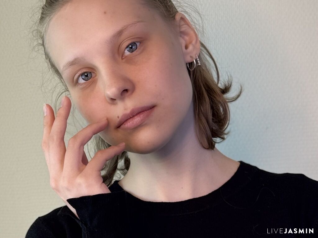 Live cam model DenniseChrystal