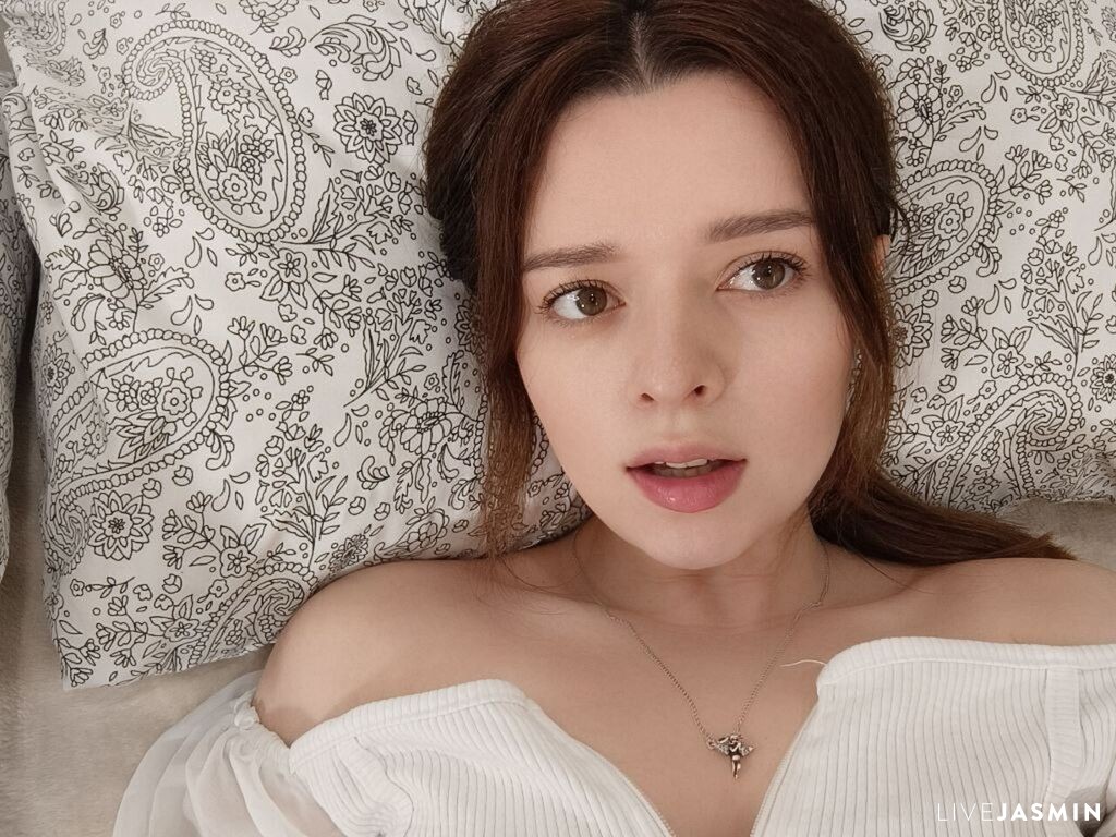 Live cam model DevonaChurchey