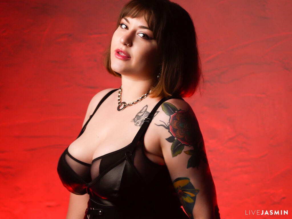 Live cam model DiaFox