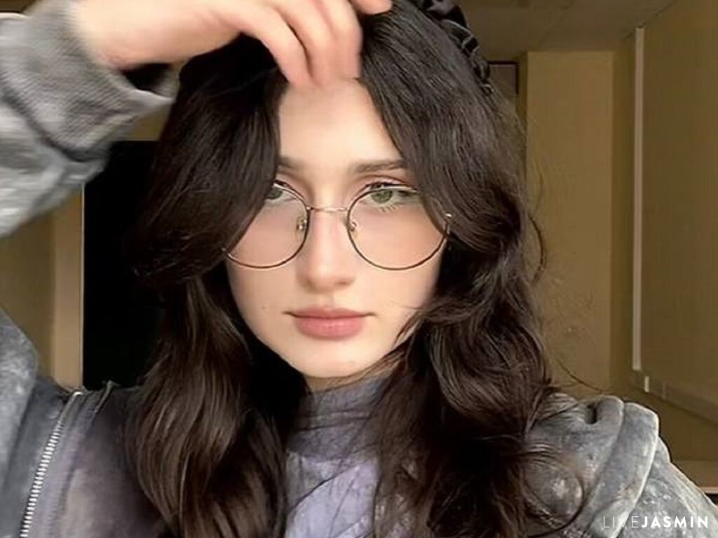 Live cam model DianneBrowie
