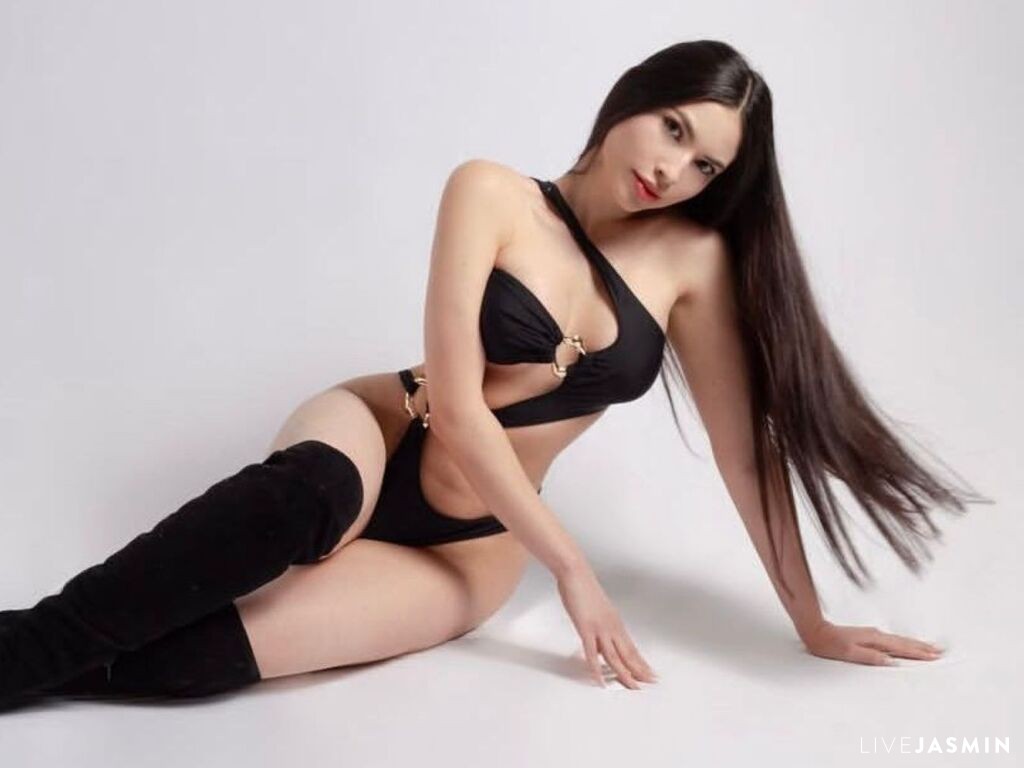 Live cam model EdenWein