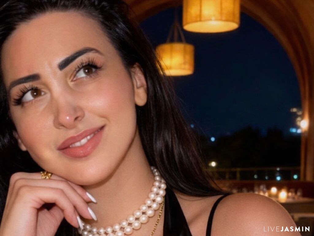 Live cam model ElesseLust