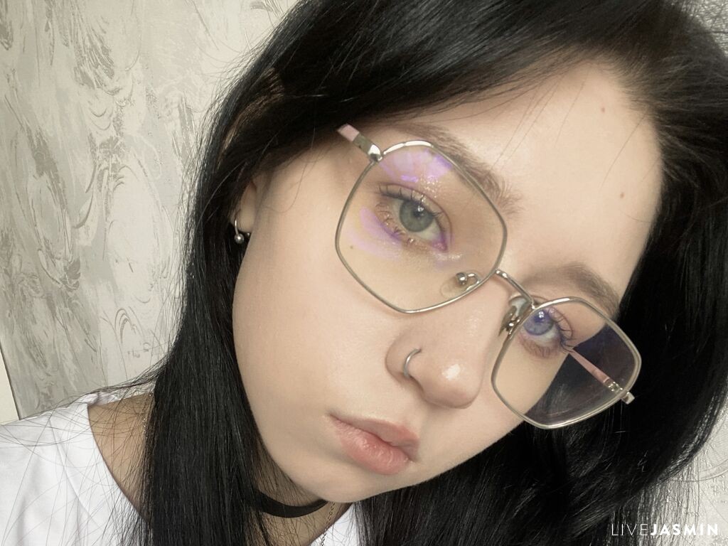 Profile photo for ElizabethWalkerr