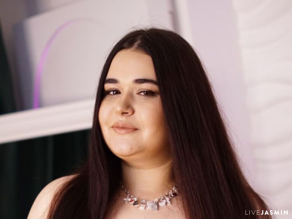 Profile photo for EllaCrowley