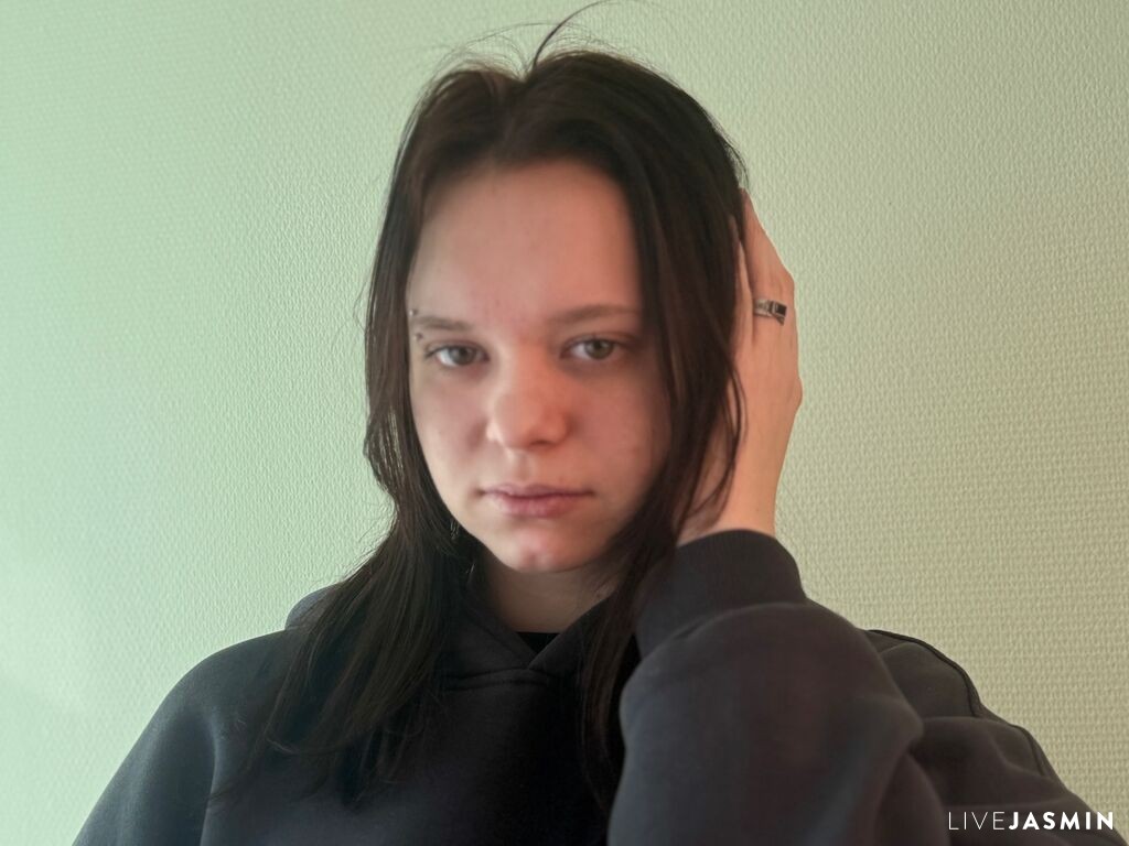 ElmiraSegala LiveJasmin model profile