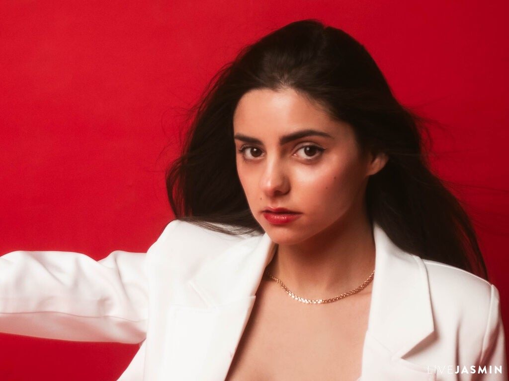 EmiliMua LiveJasmin model profile