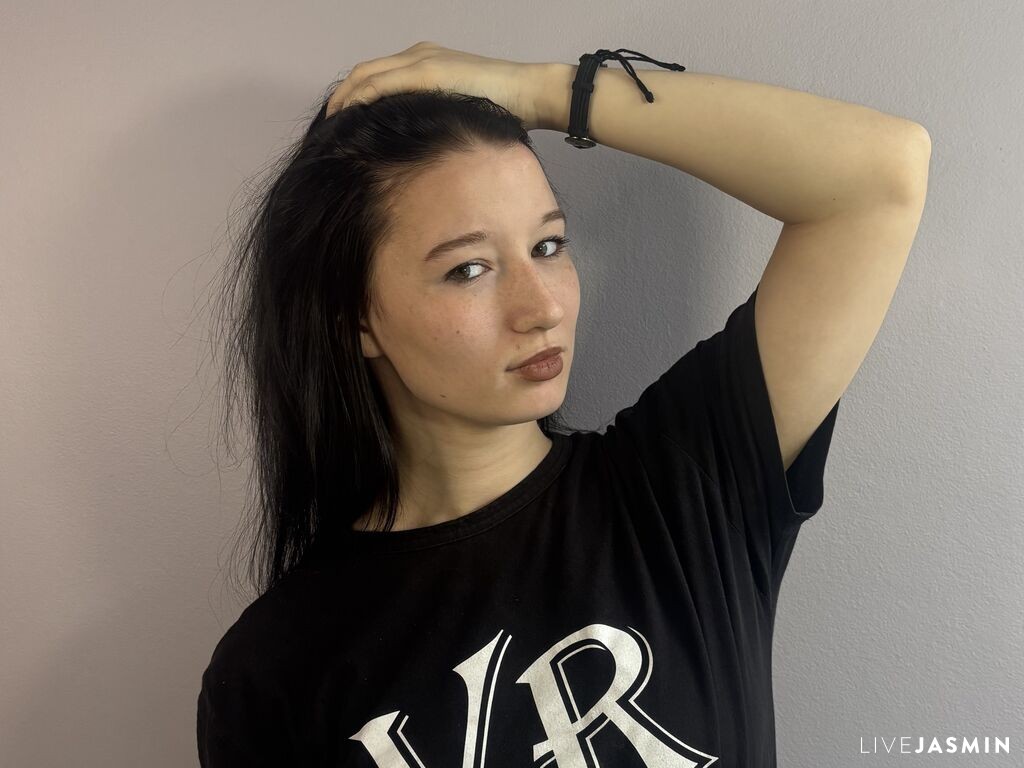 Live cam model EneidaRaglow