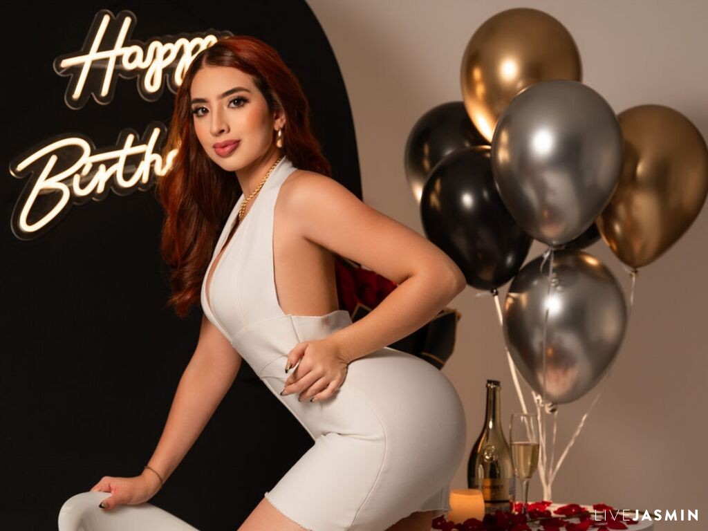Live cam model EstefaniaHansen