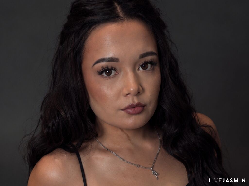 EvaAllerman LiveJasmin model profile
