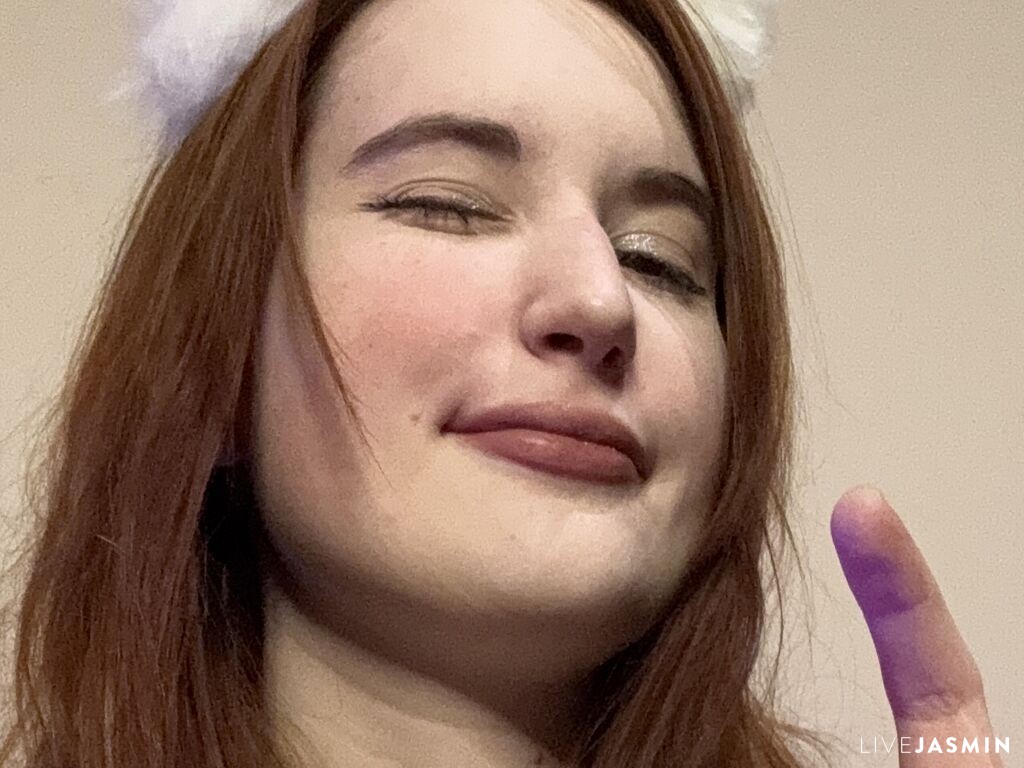 Browse EvaBorn live chat profile