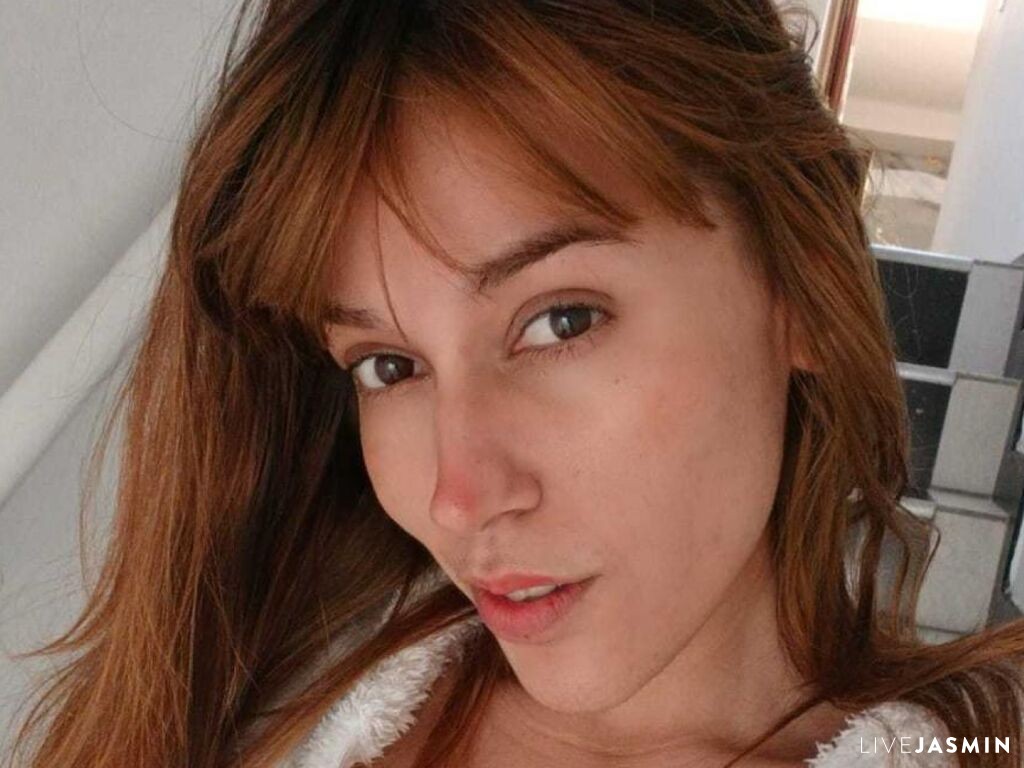 FawnWein LiveJasmin model profile