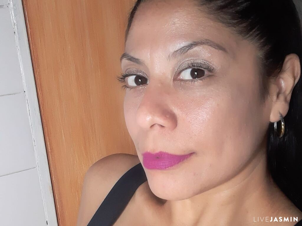Live cam model FlorBlack