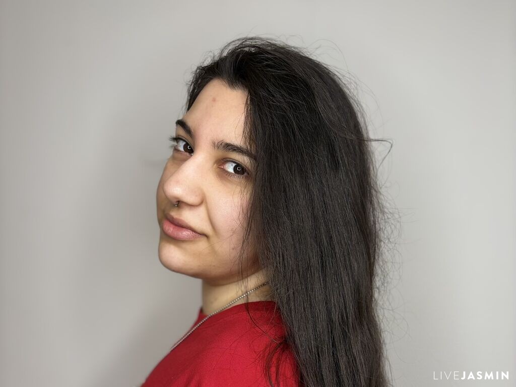 Live cam model FlorettaDienes